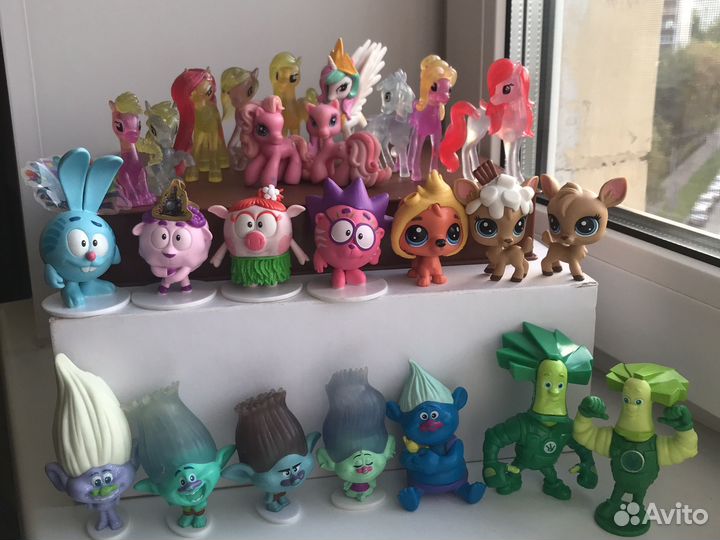 Продаю игрушки из Sweet box