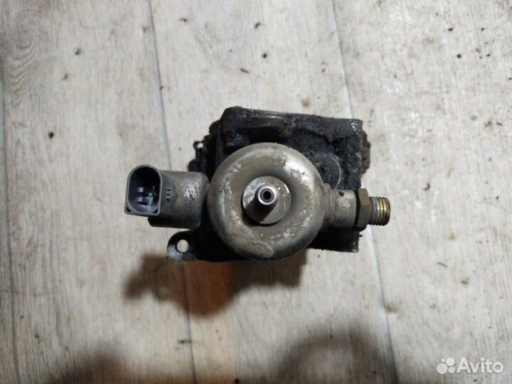 Насос вакуумный Volkswagen Passat Cc 1.8 cdab 2010