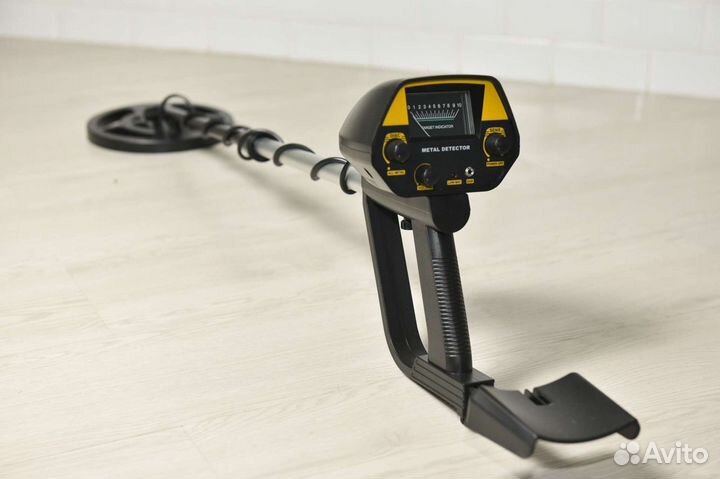 Металлоискатель MD4080/новый