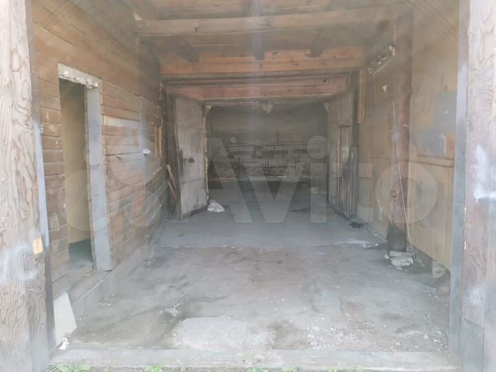 Гараж, > 30 м²