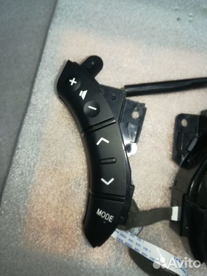 Кнопки на руль toyota land cruiser 100. новые