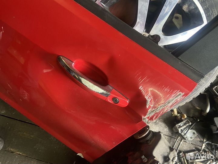 Дверь передняя левая Ford Focus 2 рестайл дефект