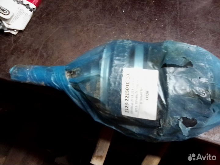 Привод 2123,214 (24 зуба) правый под абс