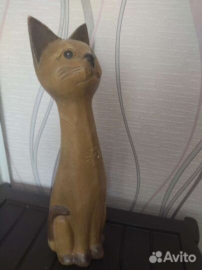 Статуэтка Кошка