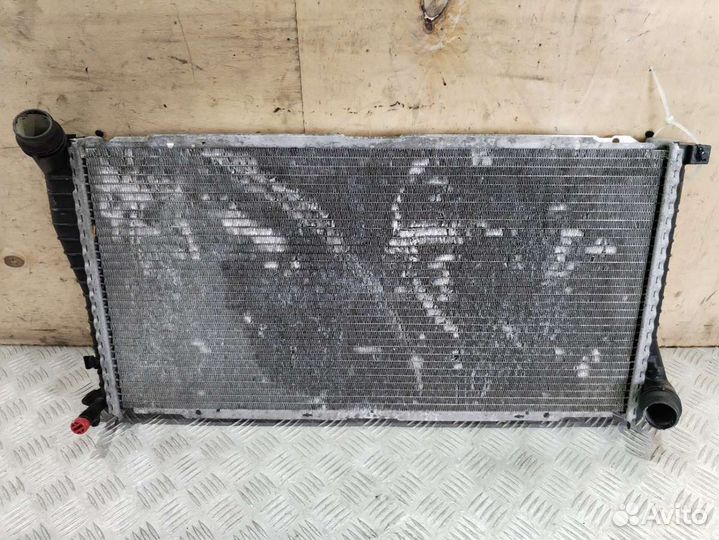 Радиатор основной BMW 5 E39 2247344, 2247345