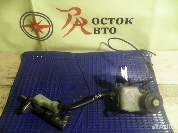 Главный тормозной цилиндр