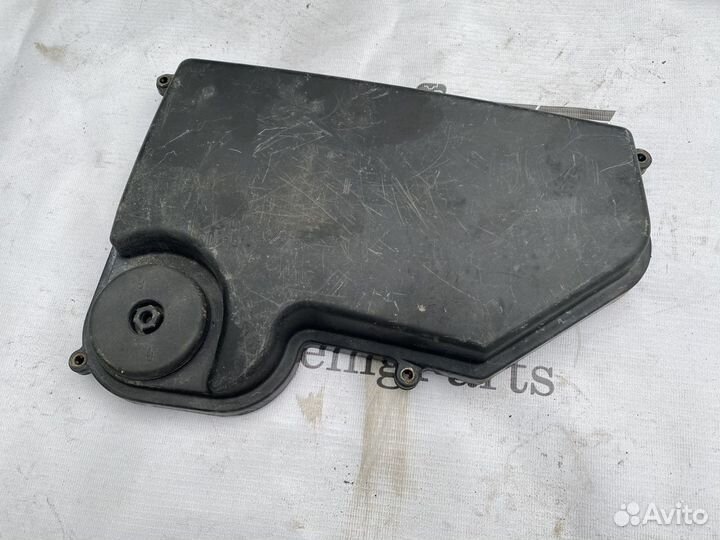 Крышка блока предохранителей Mercedes w202 w208