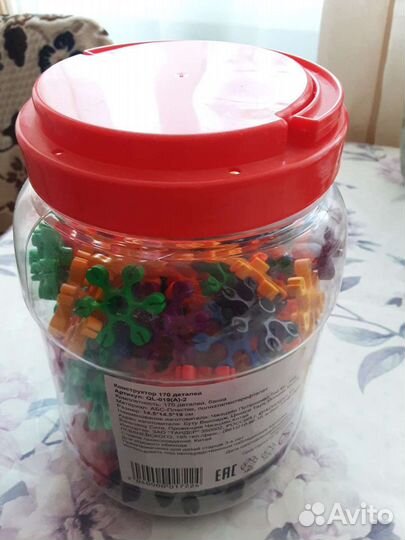 Игрушка конструктор в банке