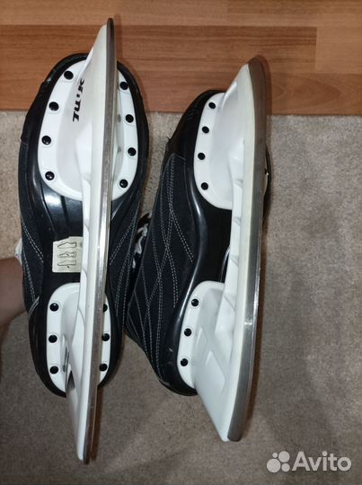 Хоккейные коньки bauer nexus 45