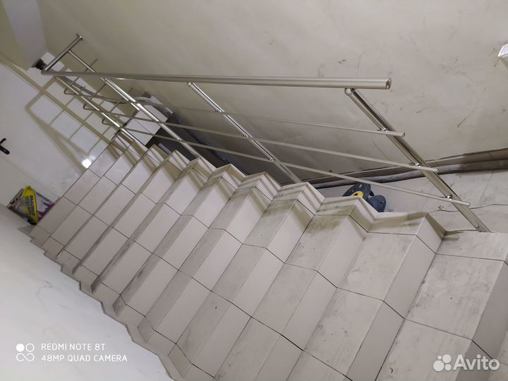 Поручни для лестниц