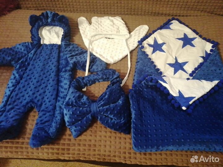 Комплект на выписку осень-весна