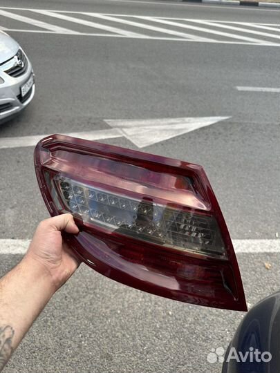 Задняя фара W204 дорест левая правая