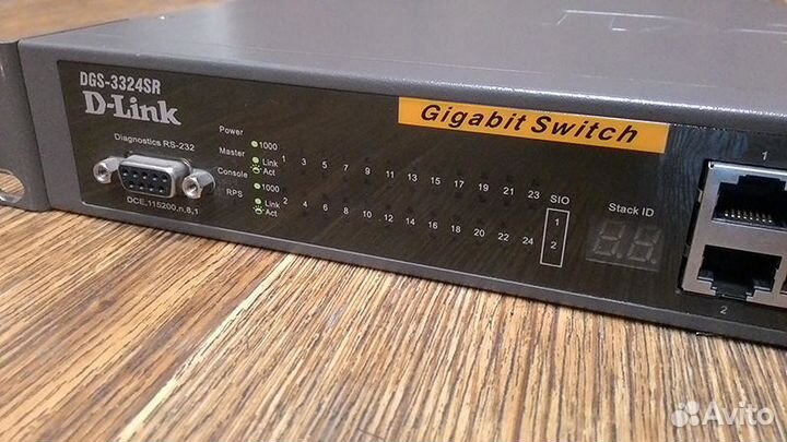 Коммутатор гигабитный D-Link DGS-3324SR (layer 3)