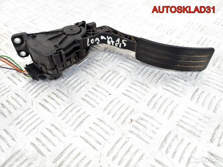 Педаль газа Renault Logan 8200386506