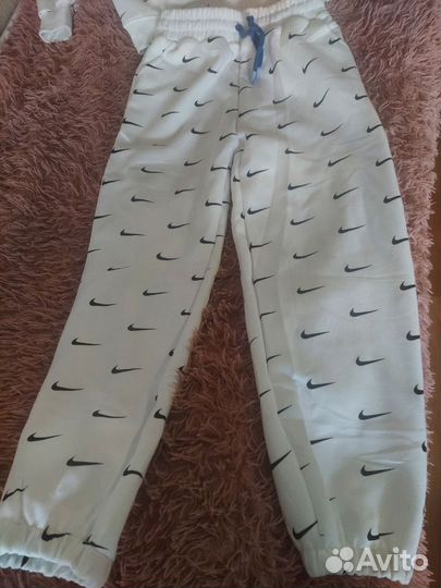 Спортивный костюм женский 50 52 новый