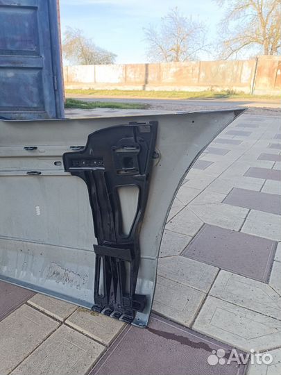 Задний бампер и пороги оригинал на Мерседес W211