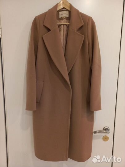 Пальто женское демисезонное 46 с поясом