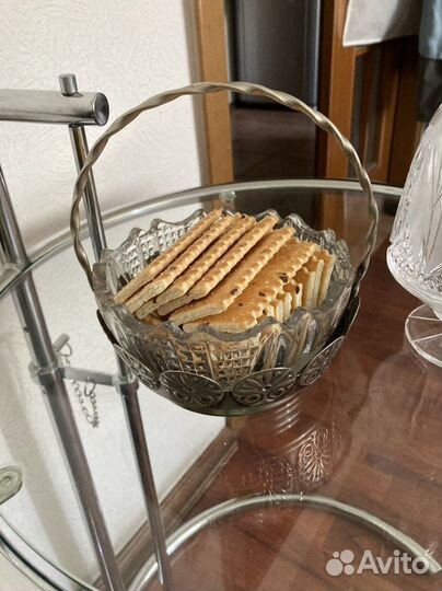 Хрустальная винтажная конфетница
