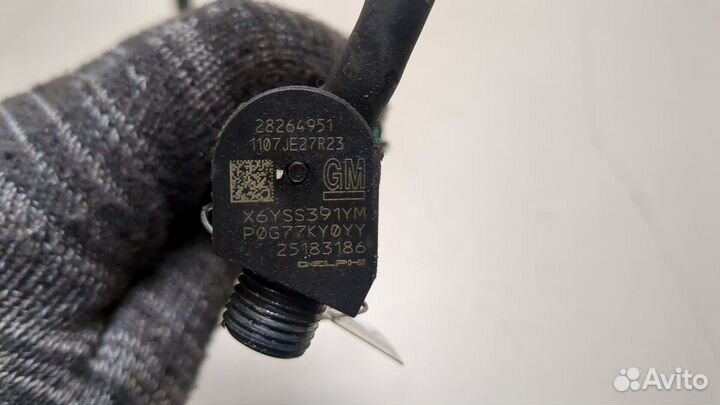 Форсунка топливная Opel Antara