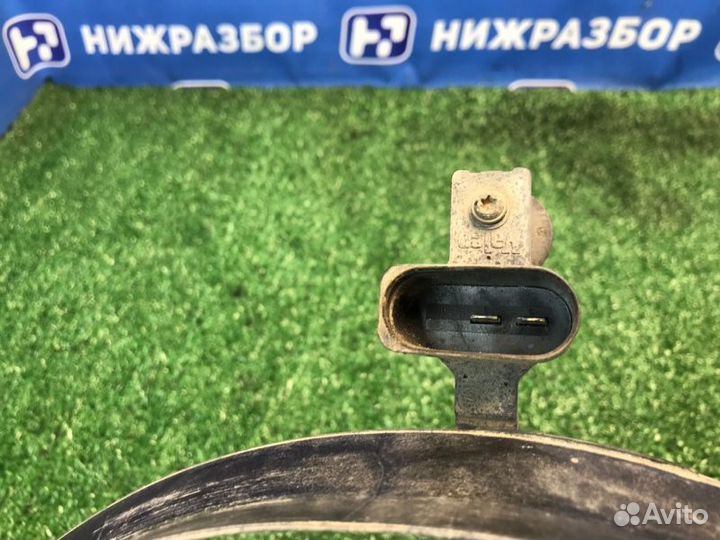 Вентилятор радиатора Volkswagen Polo HB 1.2 2011