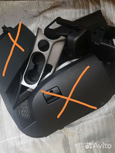 Запчасти центральная консоль mitsubishioutlanderxl