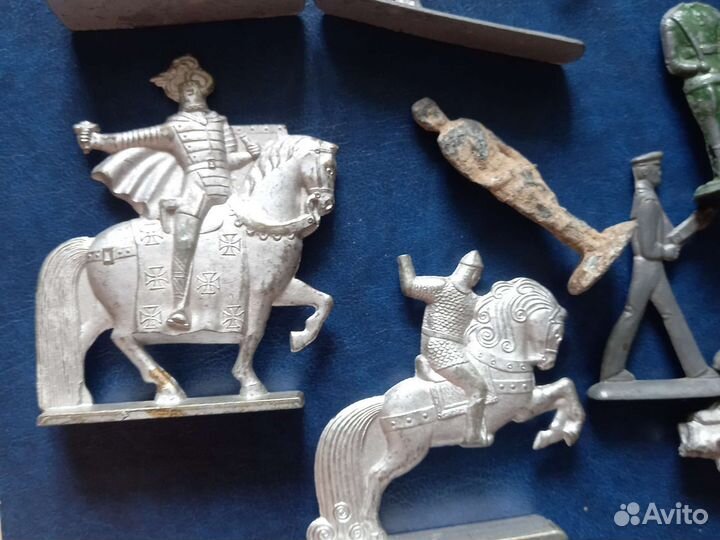 Модель солдатика