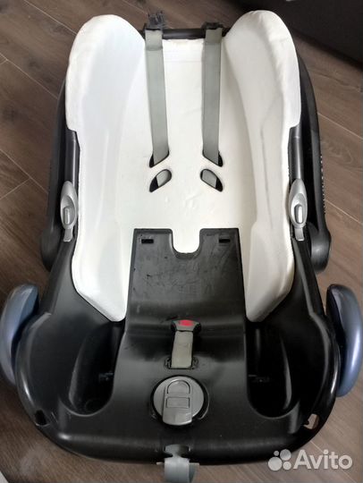 Детское автокресло от 0 maxi cosi