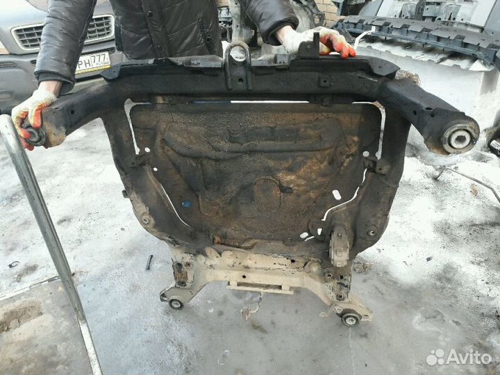 Ленд ровер фрилендер 2 подрамник двигателя передни