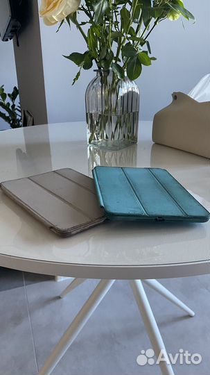Чехлы на iPad mini 2