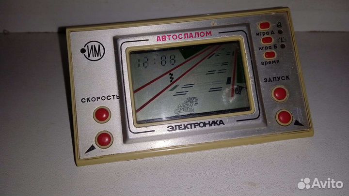 Игра электроника Автослалом