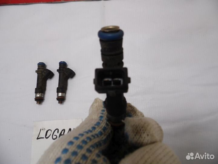 Форсунка инжекторная электрическая Renault Logan 1