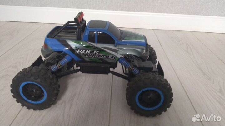 Радио управляемые машинка