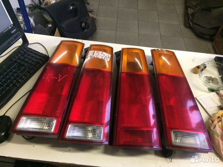 Фонарь правый/левый Honda CR-V 1996-2002