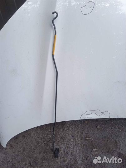 Упор капота opel astra J 10-17