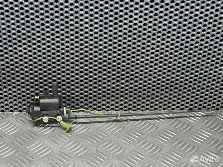 Активатор люка бензобака BMW X5 E70