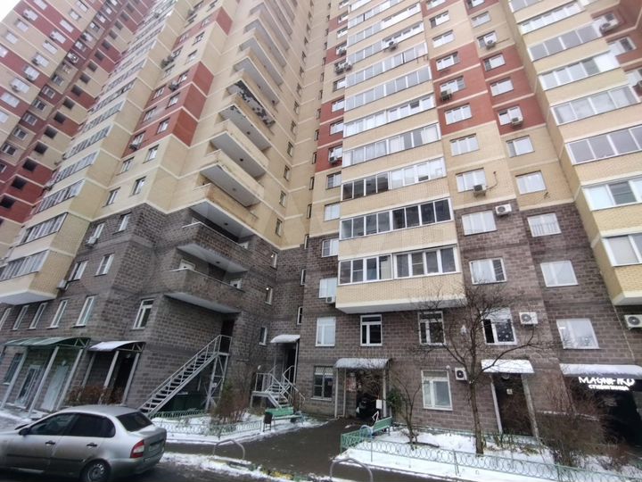 Комната 15 м² в 3-к., 7/22 эт.