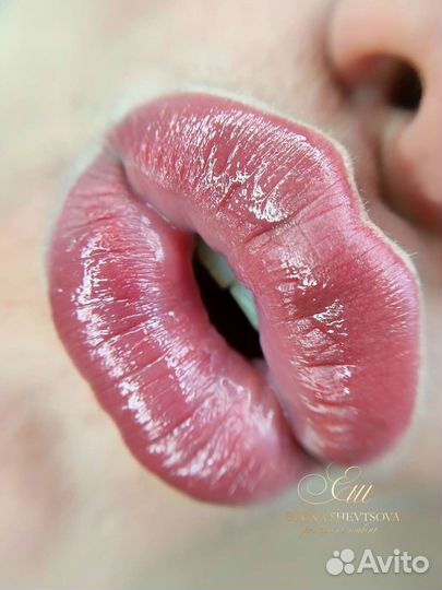 Перманентный макияж татуаж