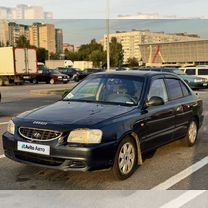 Hyundai Accent 1.5 MT, 2006, битый, 323 500 км, с пробегом, цена 330 000 руб.