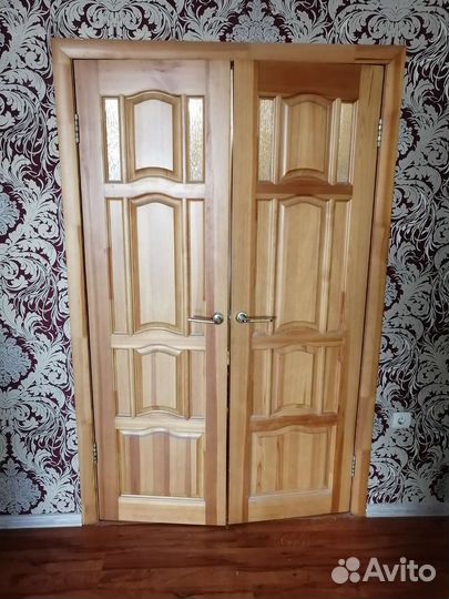 Двери из массива