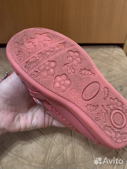 Кроссовки, ботинки для девочки