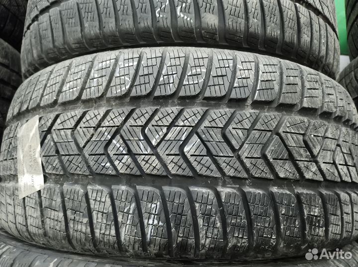 Pirelli Scorpion Winter 255/40 R21 Y