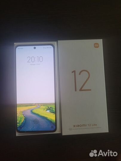Продам телефон бу