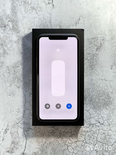 iPhone 11 Pro Max, 64 ГБ