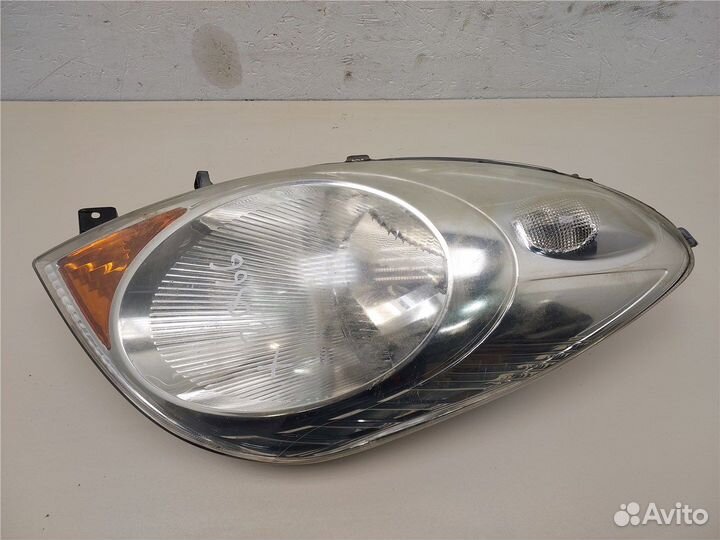 Фара (передняя) Nissan Note E11, 2008