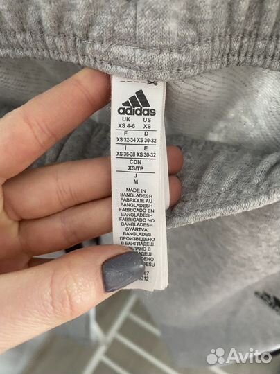 Спортивный костюм adidas xs