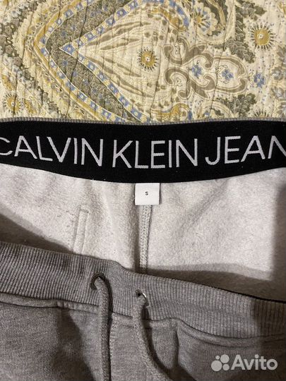 Шорты Calvin Klein Jeans