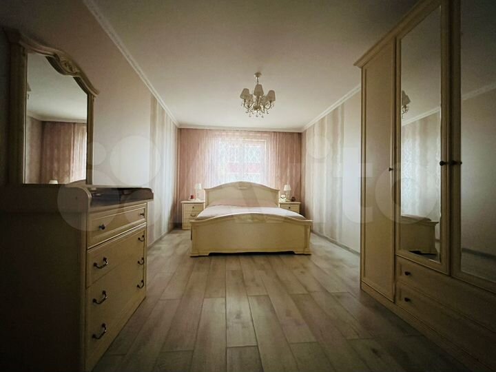 4-к. квартира, 99,6 м², 2/10 эт.