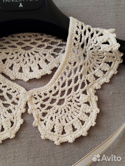 Воротник съемный белый