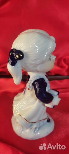 Фарфоровая статуэтка EM. Exclusive collection