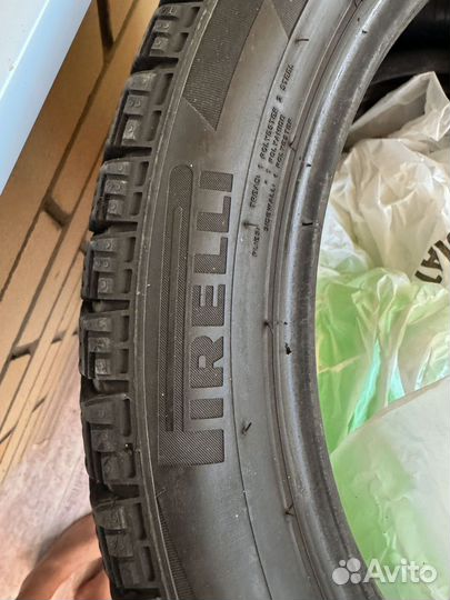 Pirelli Ice Zero 225/45 R17